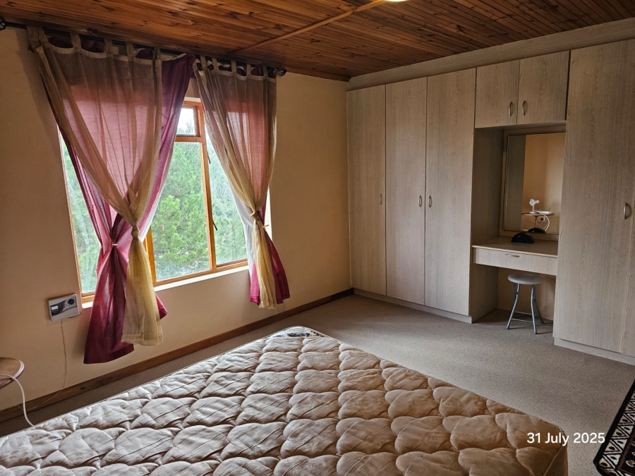 5 Bedroom Property for Sale in Stilbaai Wes Western Cape